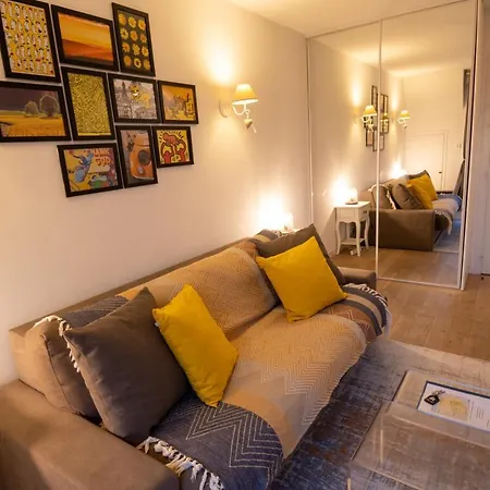 Carre D'or De Apartment